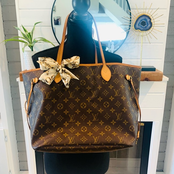 Louis Vuitton Handbags - 💯 AUTH Louis Vuitton Neverfull MM